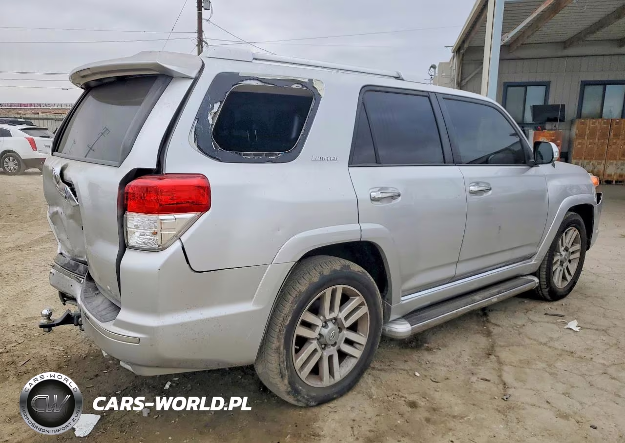 2010 Toyota 4Runner Limited VIN:JTEZU5JR1A5003057 - 3