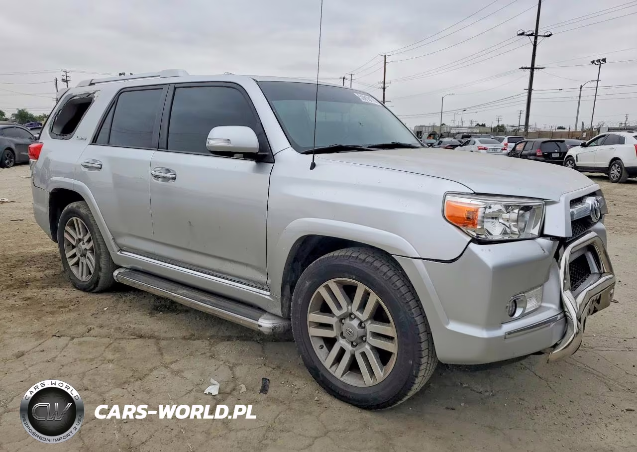 2010 Toyota 4Runner Limited VIN:JTEZU5JR1A5003057 - 4
