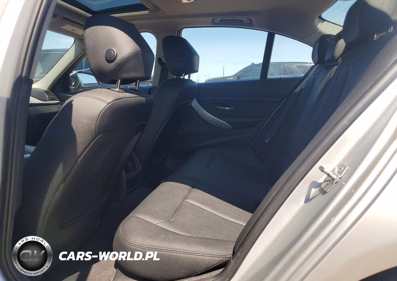 2013 BMW 320 I xDrive VIN:WBA3C3C56DF982419 - 10