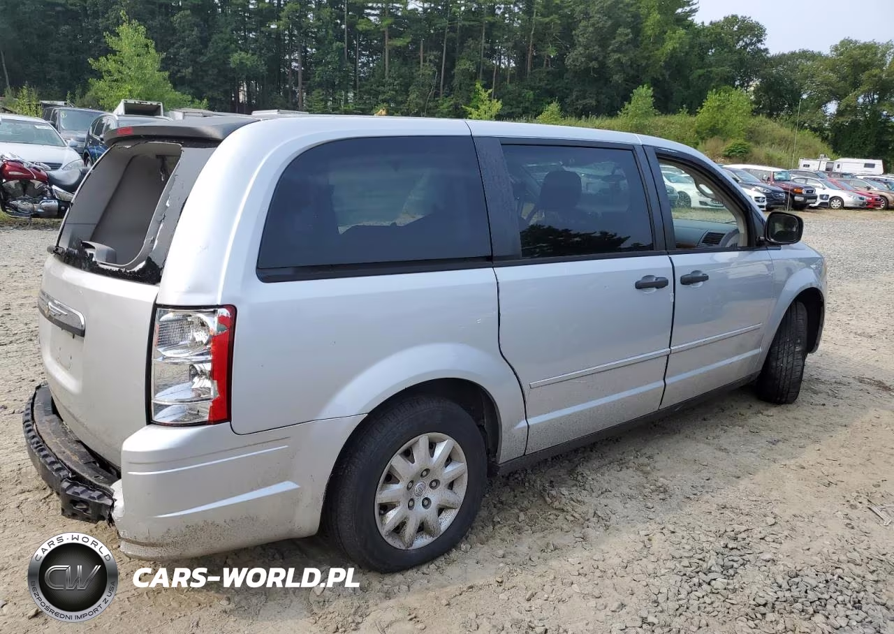2008 Chrysler Town & Country Lx VIN:2A8HR44H08R125624 - 3