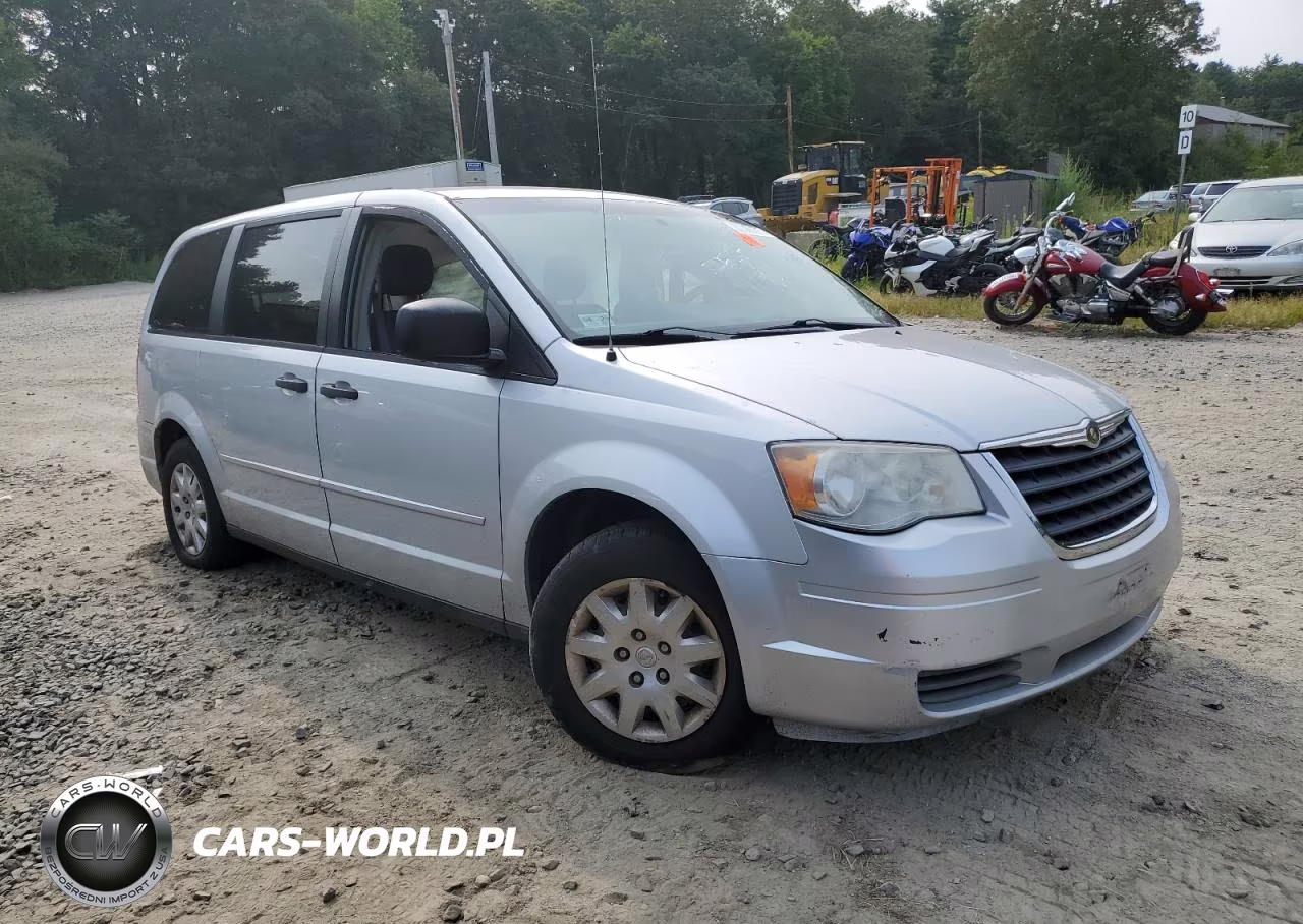 2008 Chrysler Town & Country Lx VIN:2A8HR44H08R125624 - 4