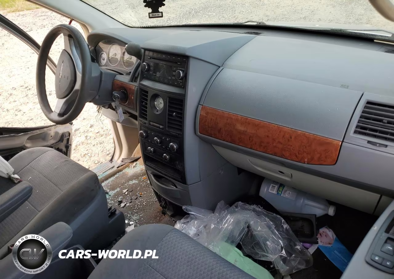 2008 Chrysler Town & Country Lx VIN:2A8HR44H08R125624 - 8