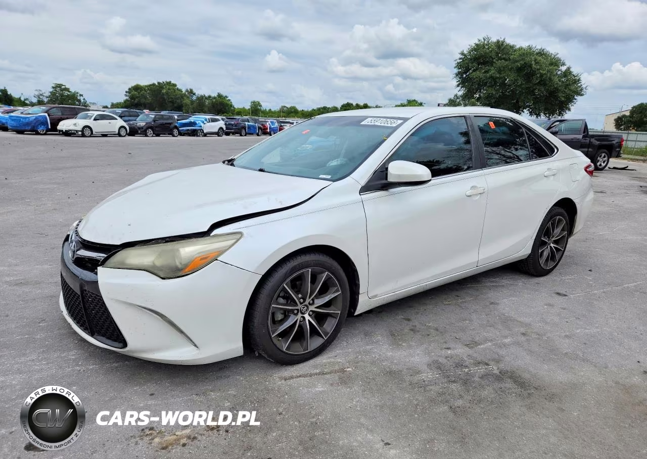2016 Toyota Camry Xse – zdjęcie 1 z 12