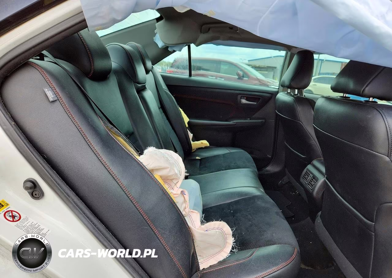 2016 Toyota Camry Xse VIN:4T1BF1FK9GU243519 - 10