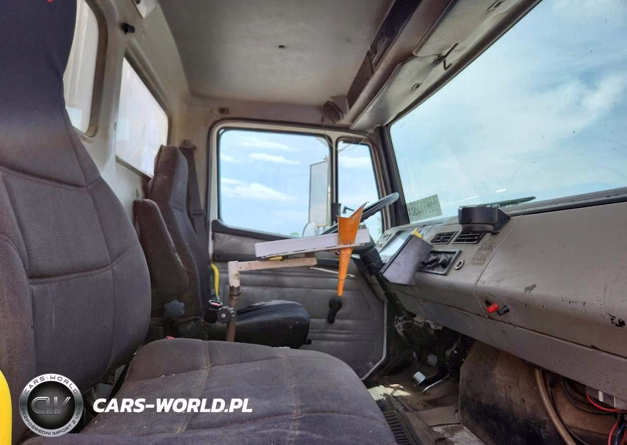 2002 Freightliner Fl70 Refuse Truck VIN:1FVABTAK92HJ54621 - 5