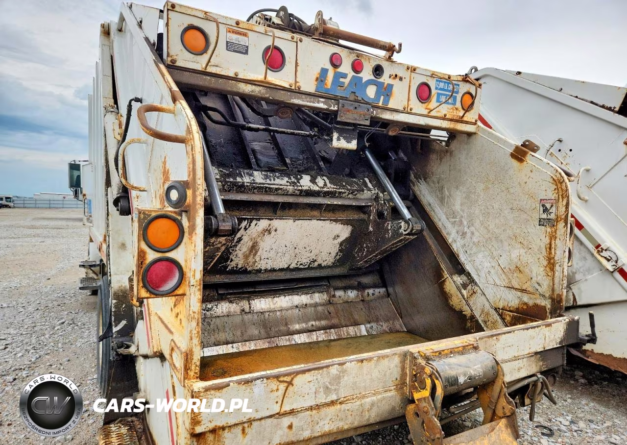 2002 Freightliner Fl70 Refuse Truck VIN:1FVABTAK92HJ54621 - 6