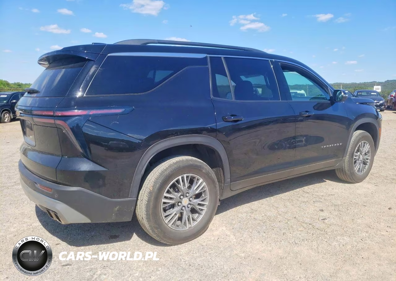 2025 Chevrolet Traverse Lt VIN:1GNEVGRS6SJ137016 - 3