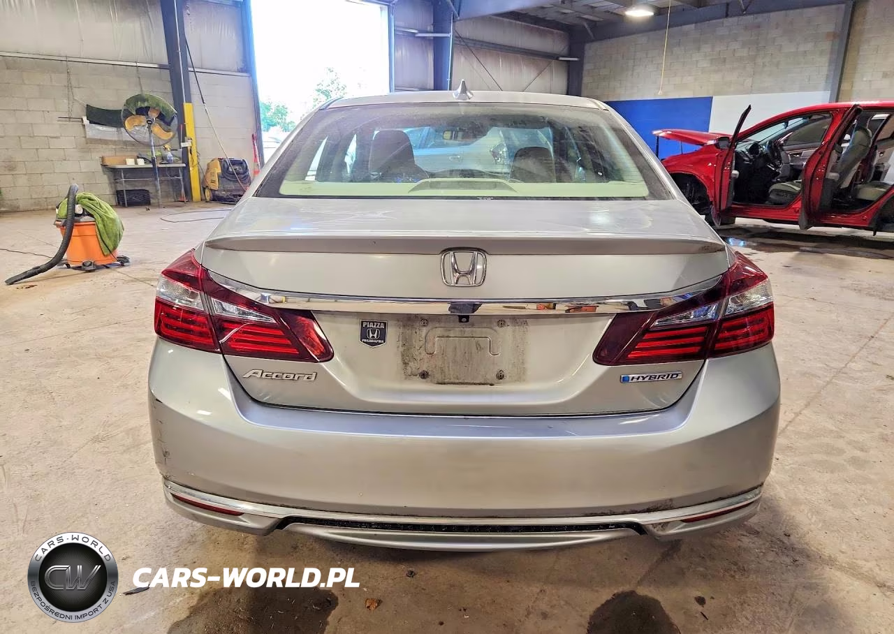2017 Honda Accord Hybrid VIN:JHMCR6F38HC019122 - 6