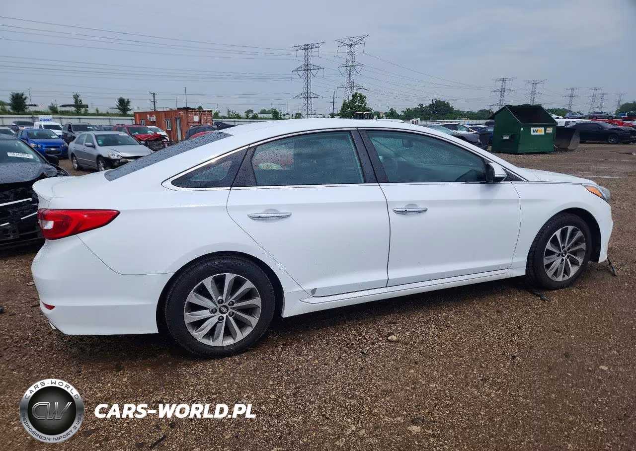 2016 Hyundai Sonata Sport VIN:5NPE34AF9GH313973 - 3