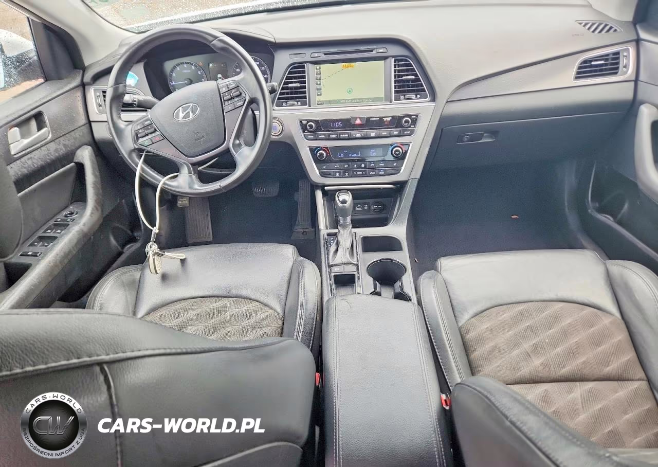 2016 Hyundai Sonata Sport VIN:5NPE34AF9GH313973 - 8