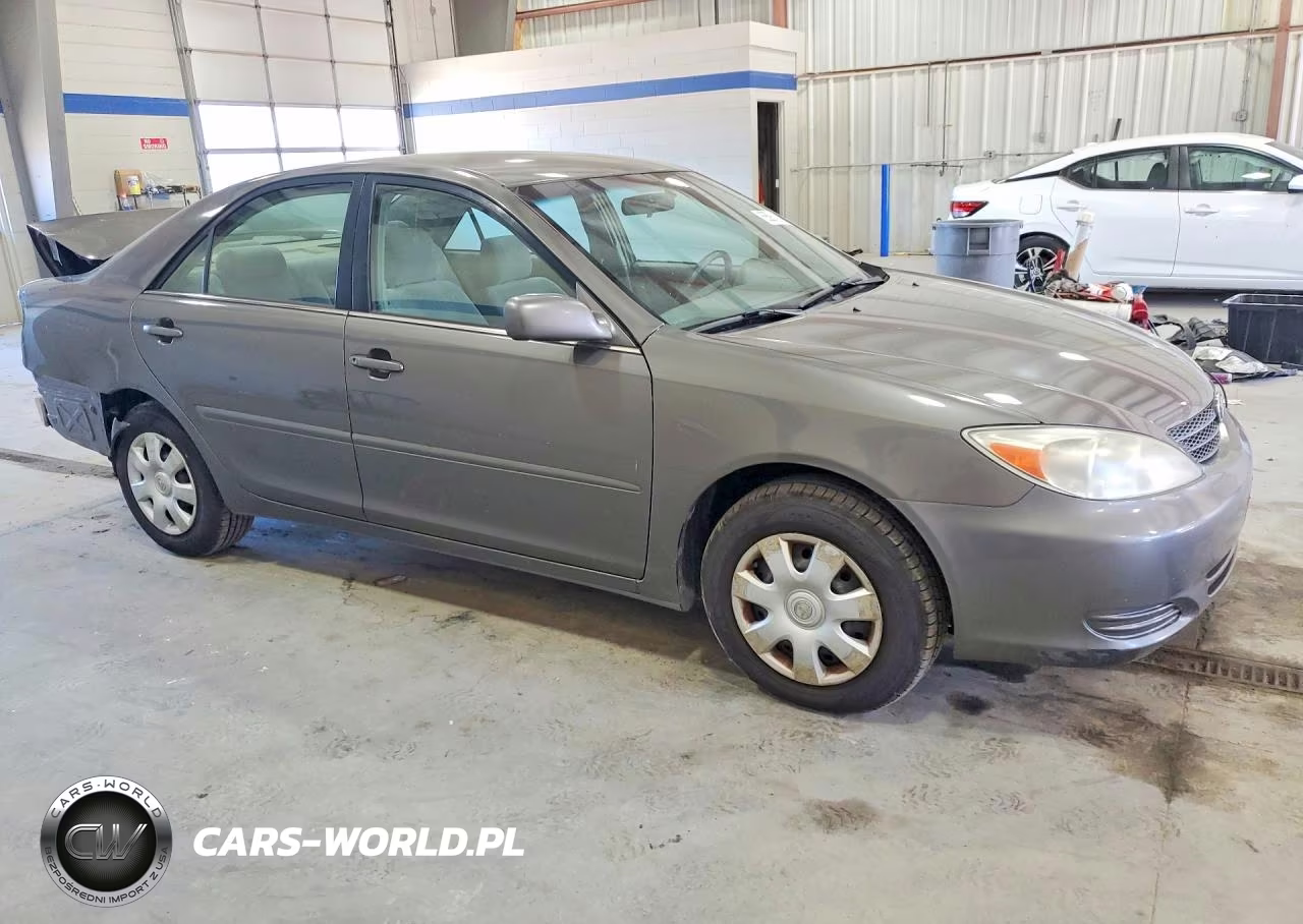 2004 Toyota Camry Le VIN:4T1BE32K44U923408 - 4