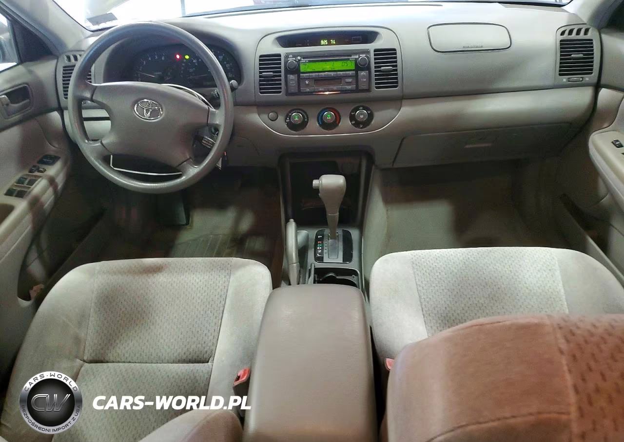 2004 Toyota Camry Le VIN:4T1BE32K44U923408 - 8