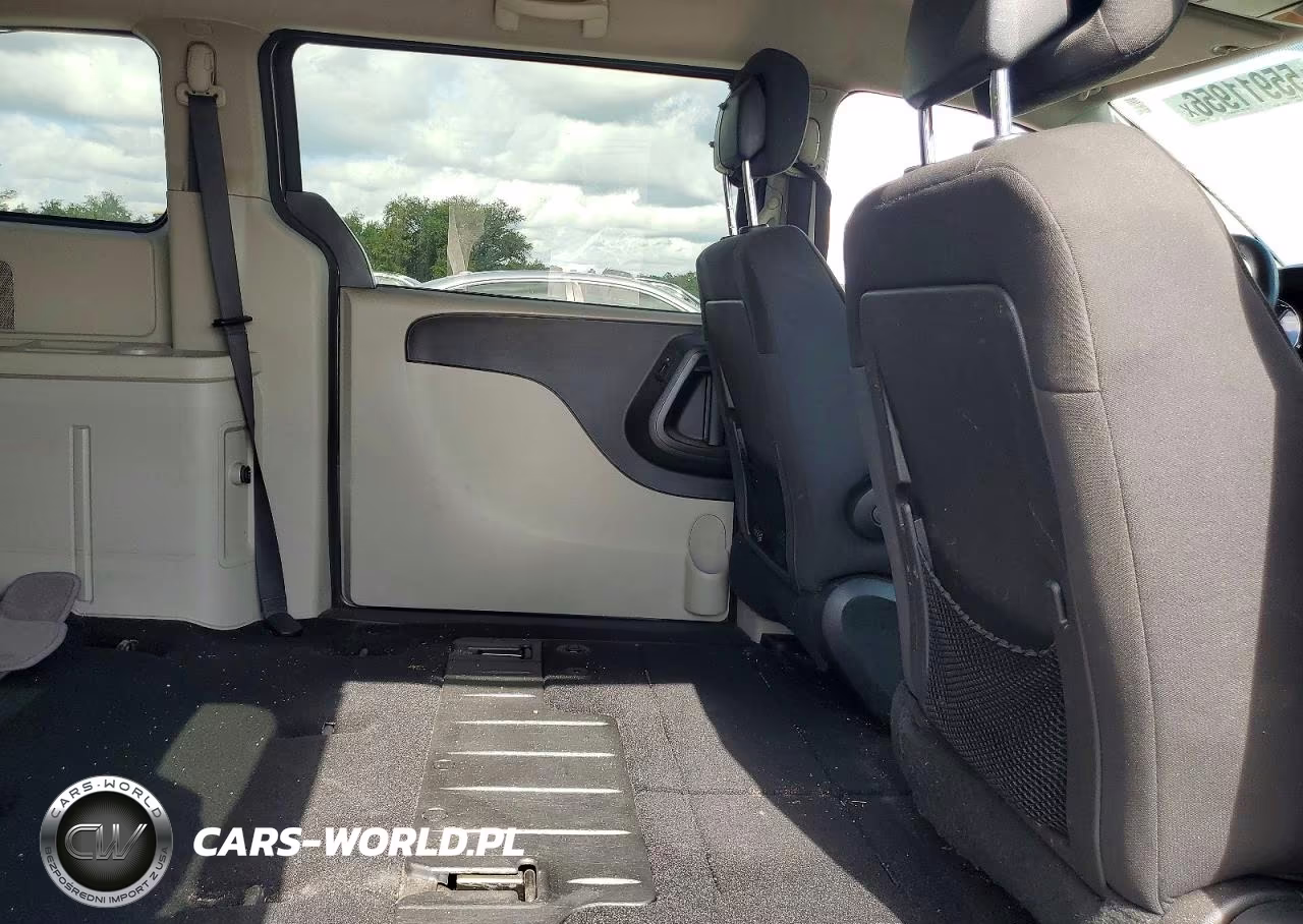 2019 Dodge Grand Caravan Se VIN:2C4RDGBG2KR740396 - 11