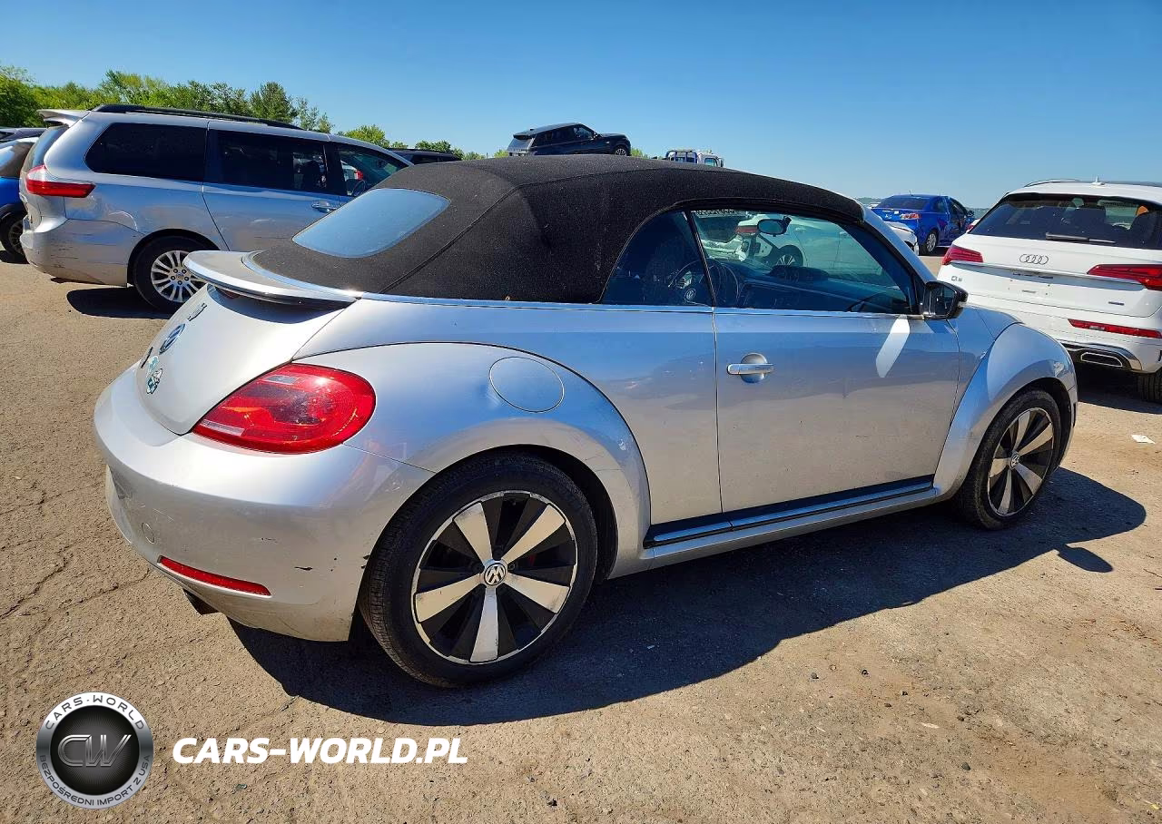 2013 Volkswagen Beetle Turbo VIN:3VW8A7AT1DM812697 - 3