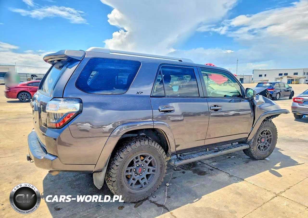 2018 Toyota 4Runner Sr5 VIN:JTEBU5JR3J5537596 - 3