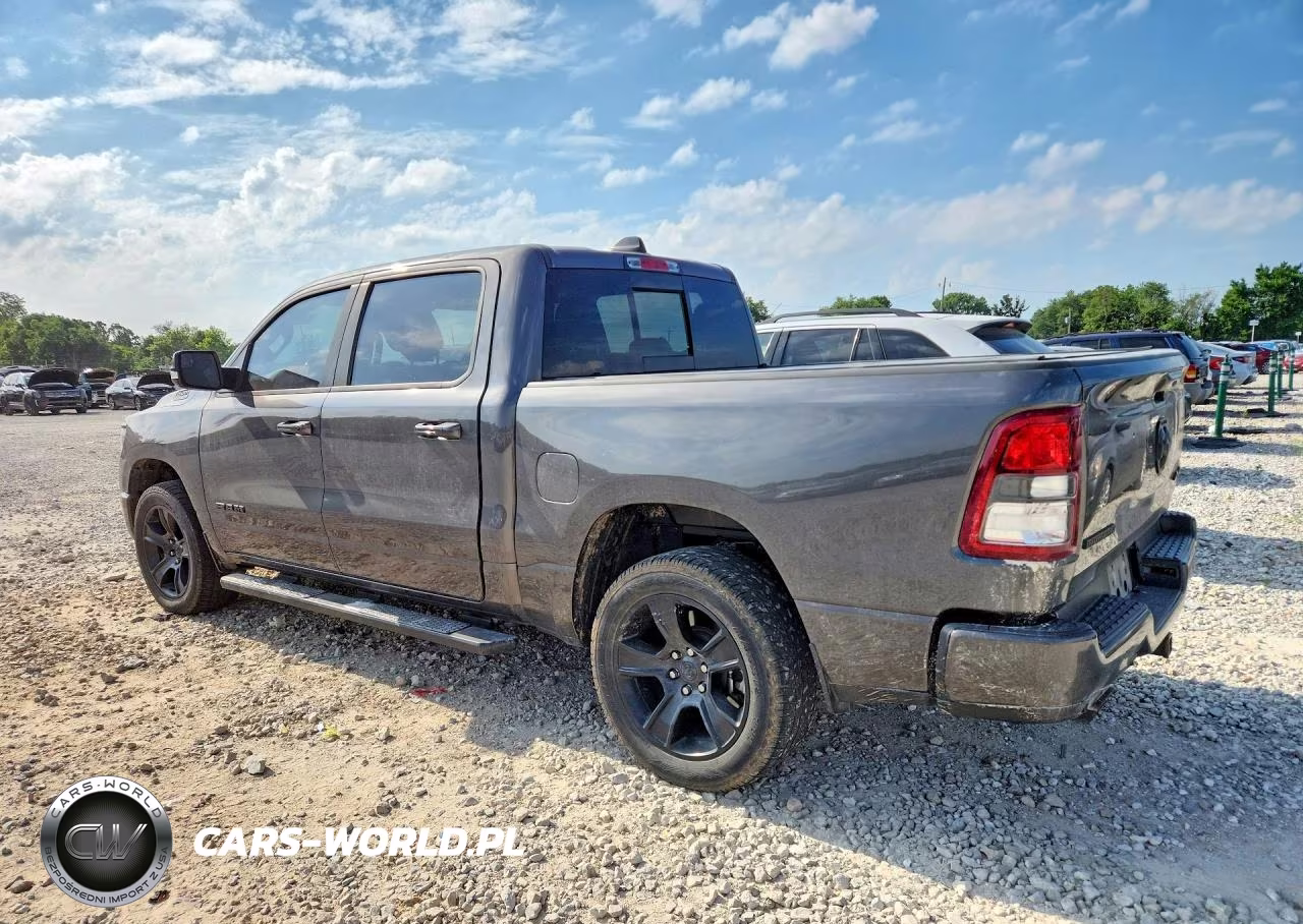 2021 Ram 1500 Big Horn VIN:1C6SRFFT0MN637246 - 2