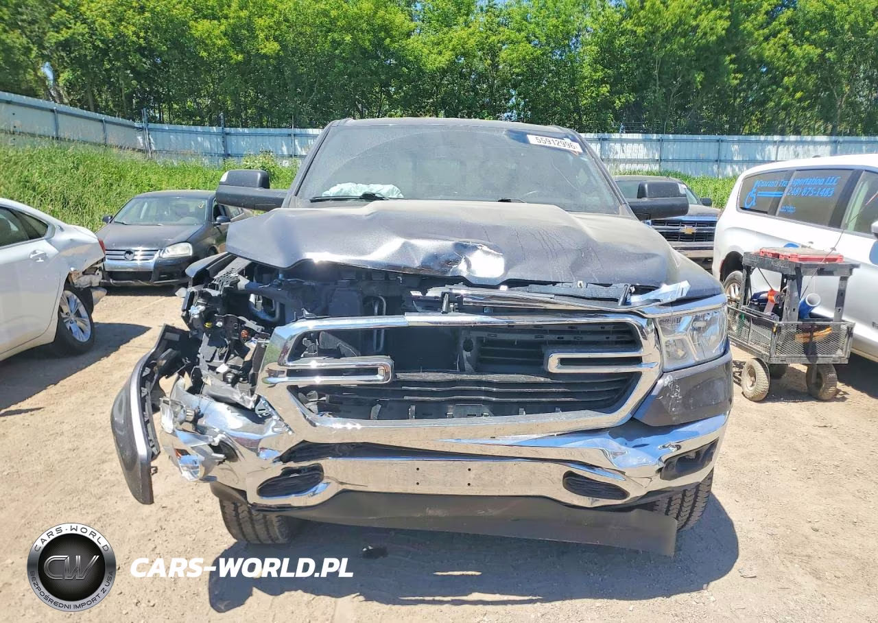 2019 Ram 1500 Big Horn VIN:1C6SRFFT0KN565686 - 5