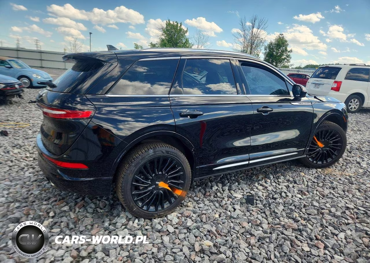 2022 Lincoln Corsair Reserve VIN:5LMCJ2D97NUL12694 - 3