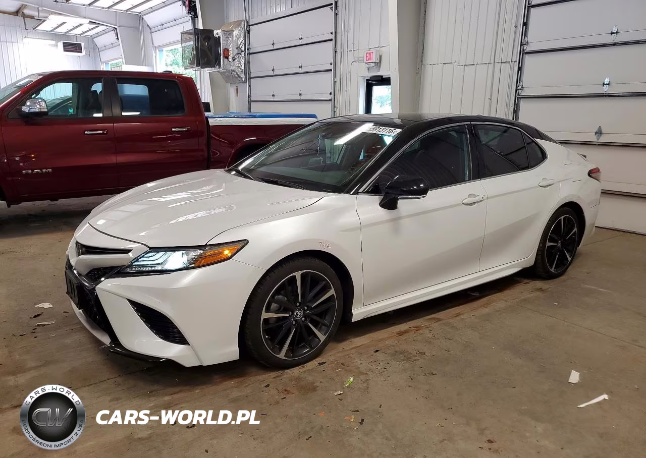 2019 Toyota Camry Xse – zdjęcie 1 z 13