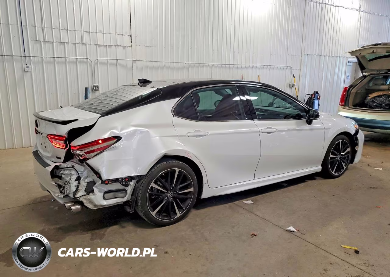 2019 Toyota Camry Xse VIN:4T1B61HK0KU752050 - 3