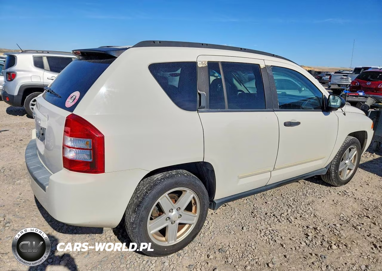 2007 Jeep Compass VIN:1J8FF47W27D427993 - 3