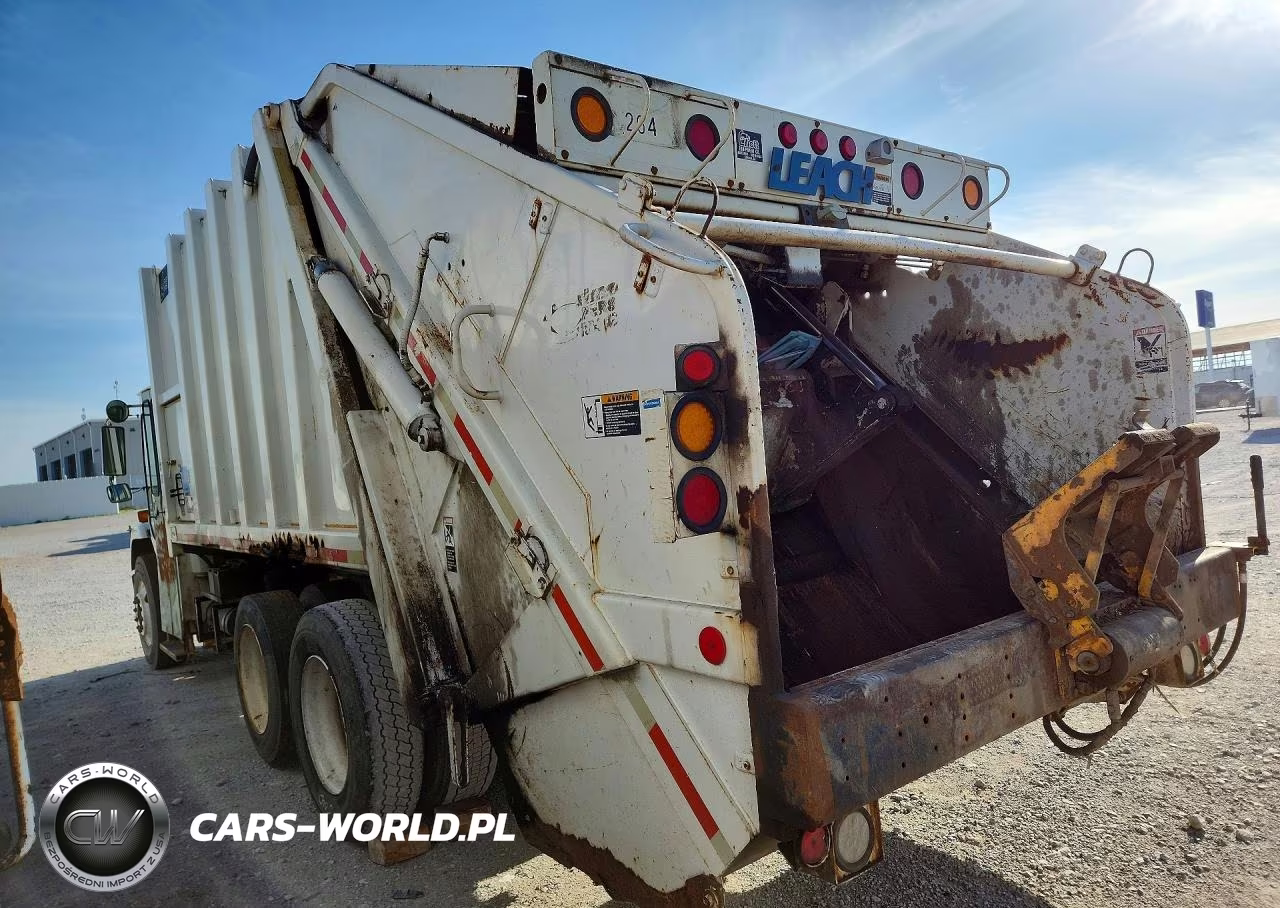 1998 Freightliner Fl70 Refuse Truck VIN:1FV6HLBB9WH888104 - 2