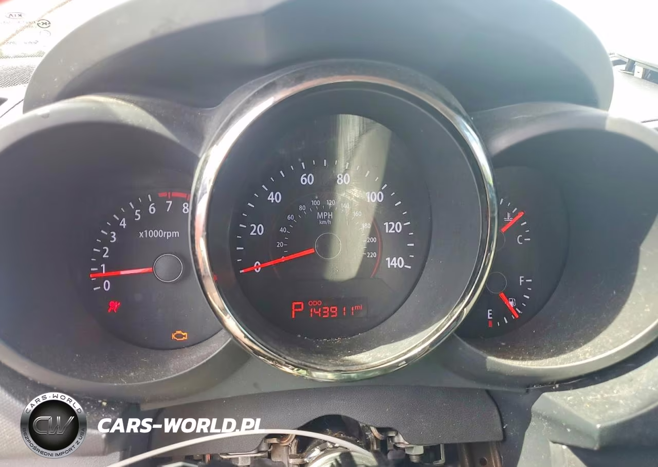 2010 Kia Soul + VIN:KNDJT2A26A7190838 - 9