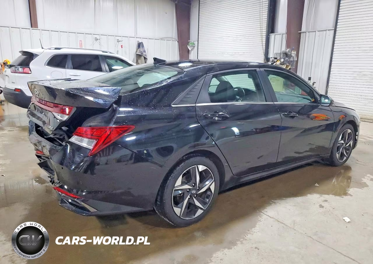 2021 Hyundai Elantra Limited VIN:5NPLP4AGXMH020440 - 3