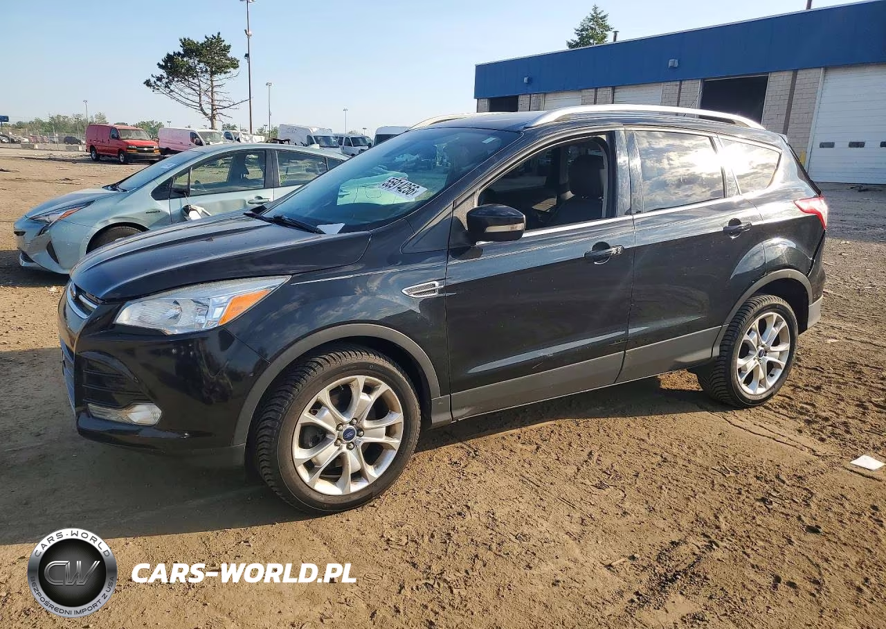 2014 Ford Escape Titanium – zdjęcie 1 z 12
