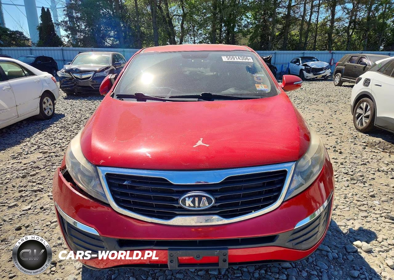 2011 Kia Sportage Lx VIN:KNDPBCA27B7093832 - 5