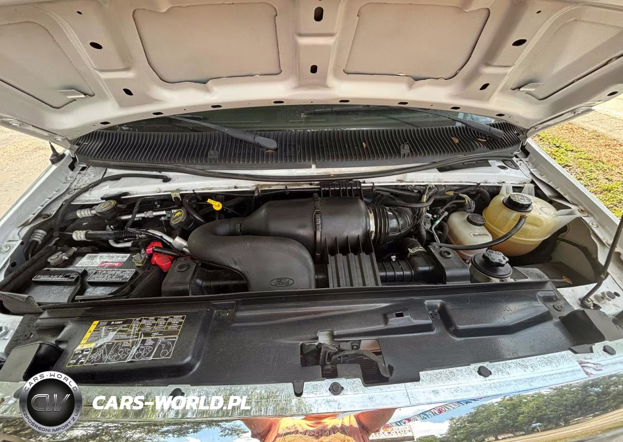 2016 Thor Motor Coach Chateau Camper VIN:1FDXE4FS5GDC19714 - 7