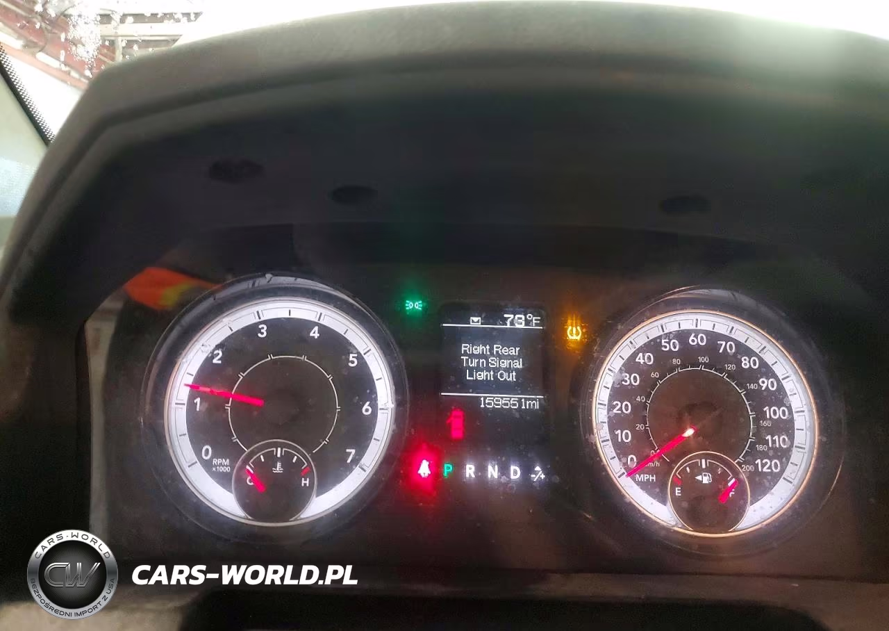 2019 Ram 1500 Classic Tradesman VIN:3C6JR7DT5KG503407 - 9