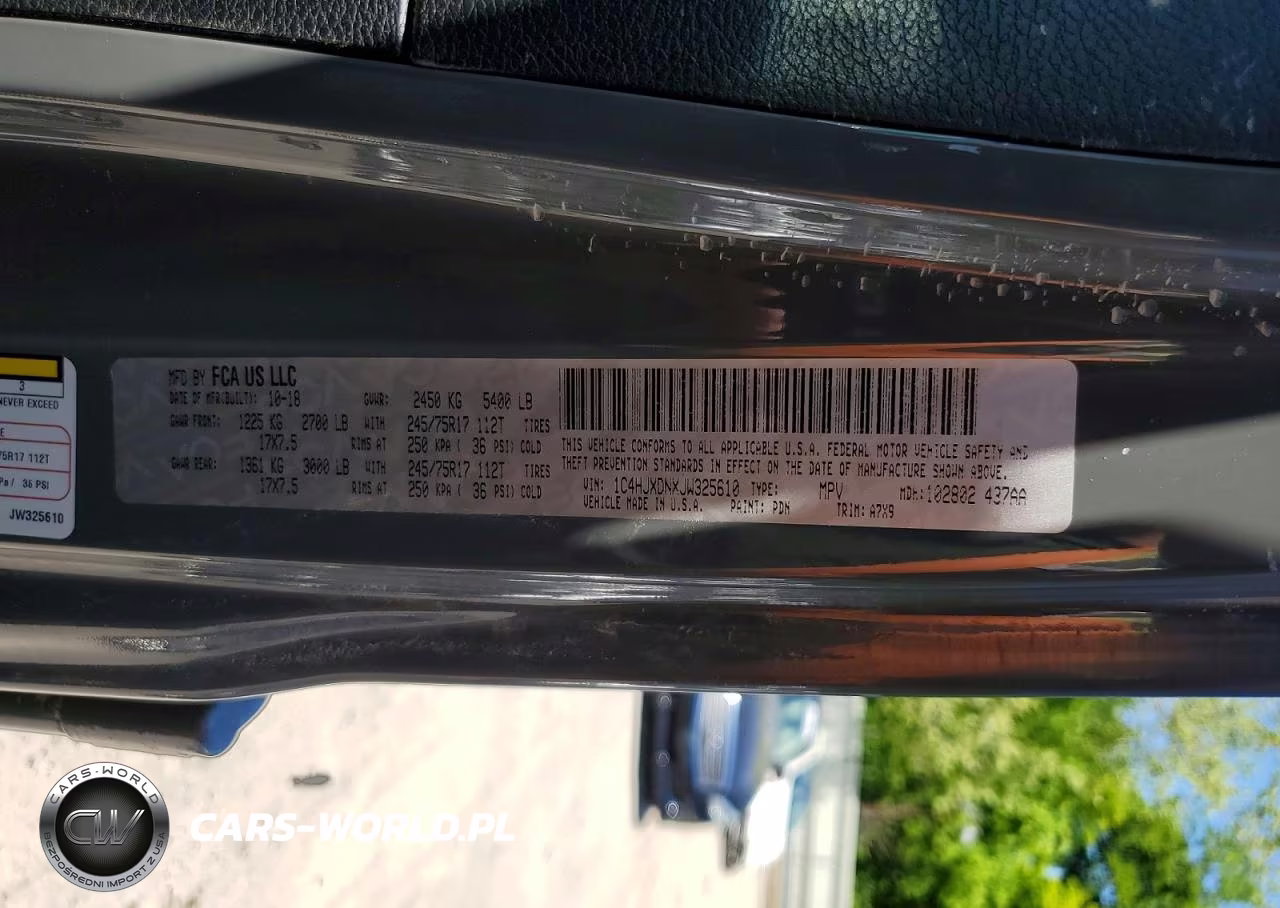 2018 Jeep Wrangler Unlimited Sport VIN:1C4HJXDNXJW325610 - 13