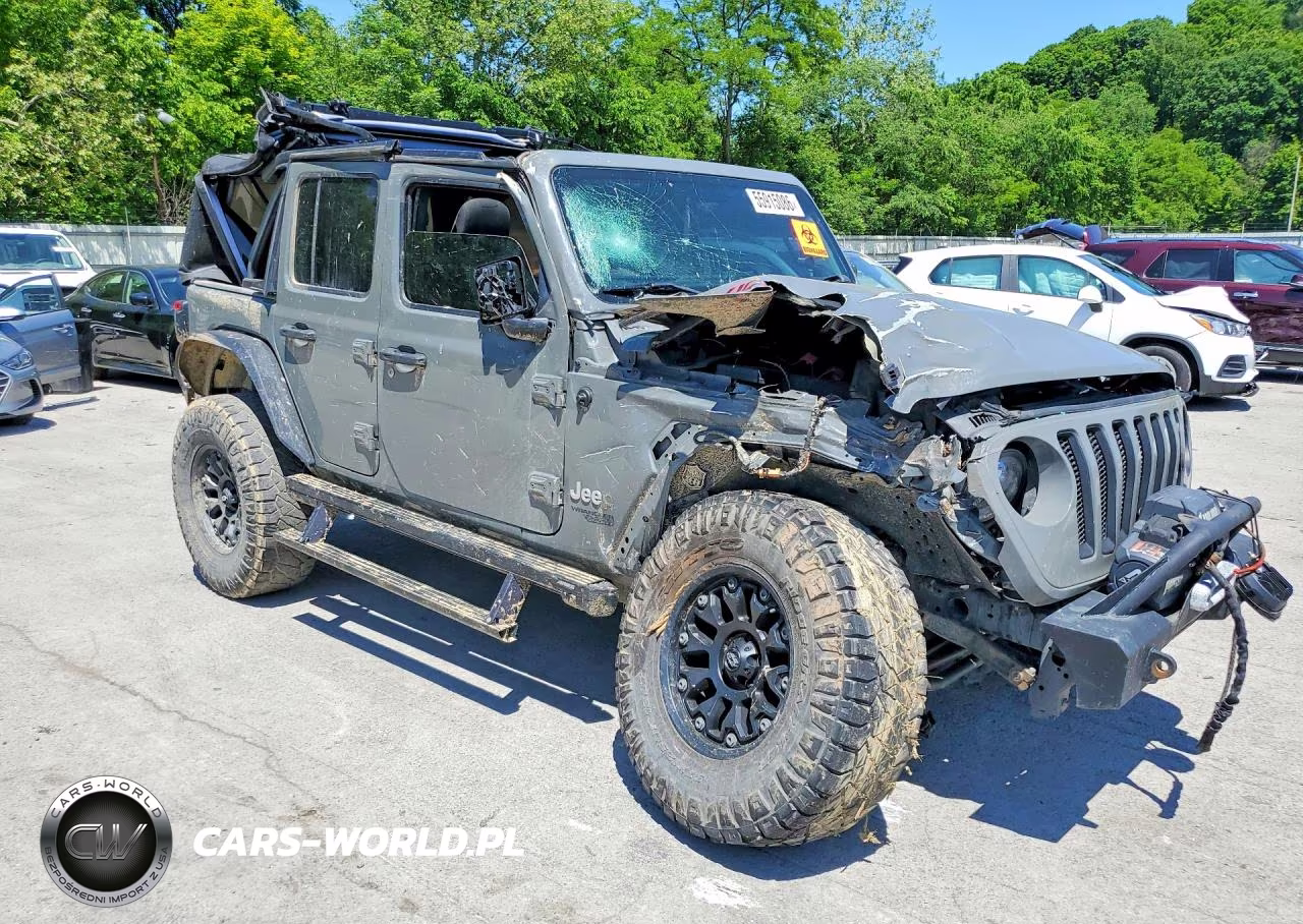 2018 Jeep Wrangler Unlimited Sport VIN:1C4HJXDNXJW325610 - 4