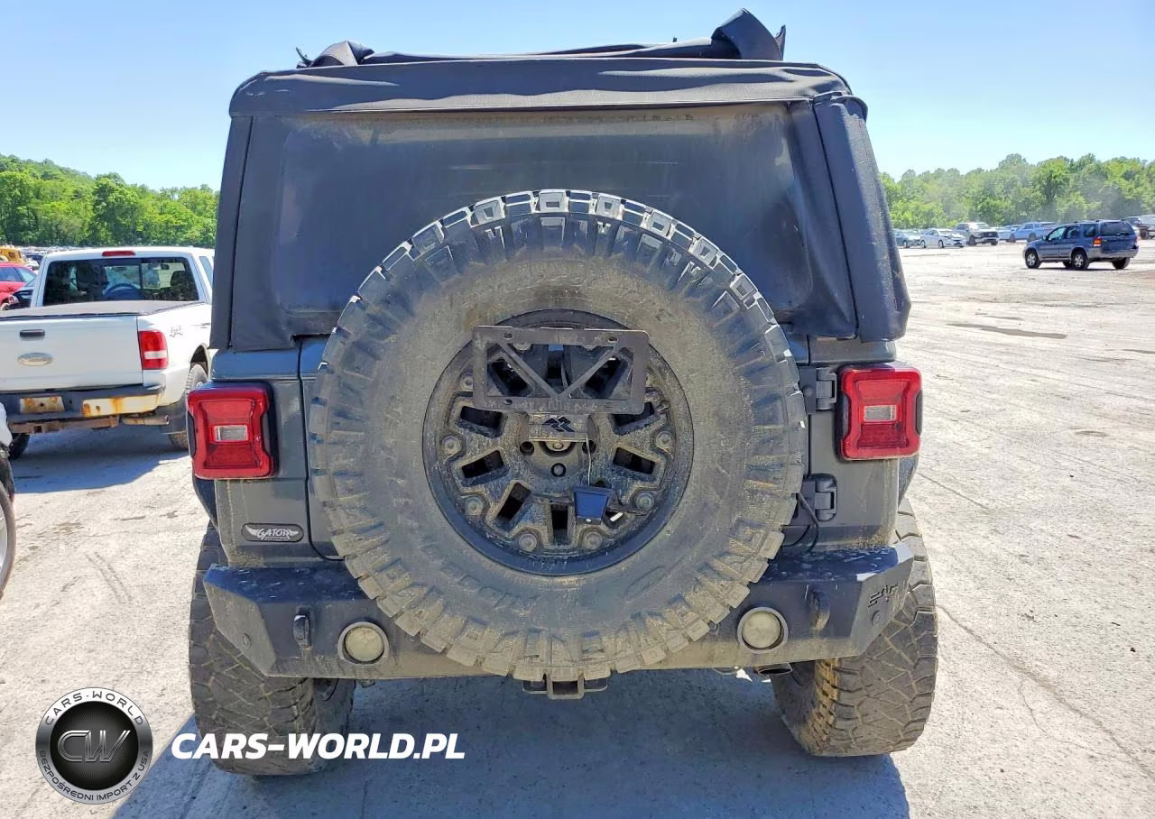 2018 Jeep Wrangler Unlimited Sport VIN:1C4HJXDNXJW325610 - 6