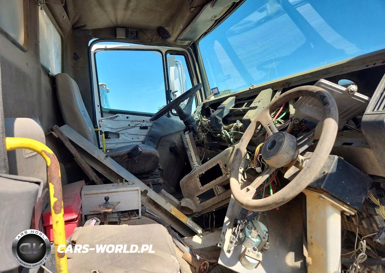 2004 Freightliner Fl70 Refuse Truck VIN:1FVABTCS94HM51677 - 5