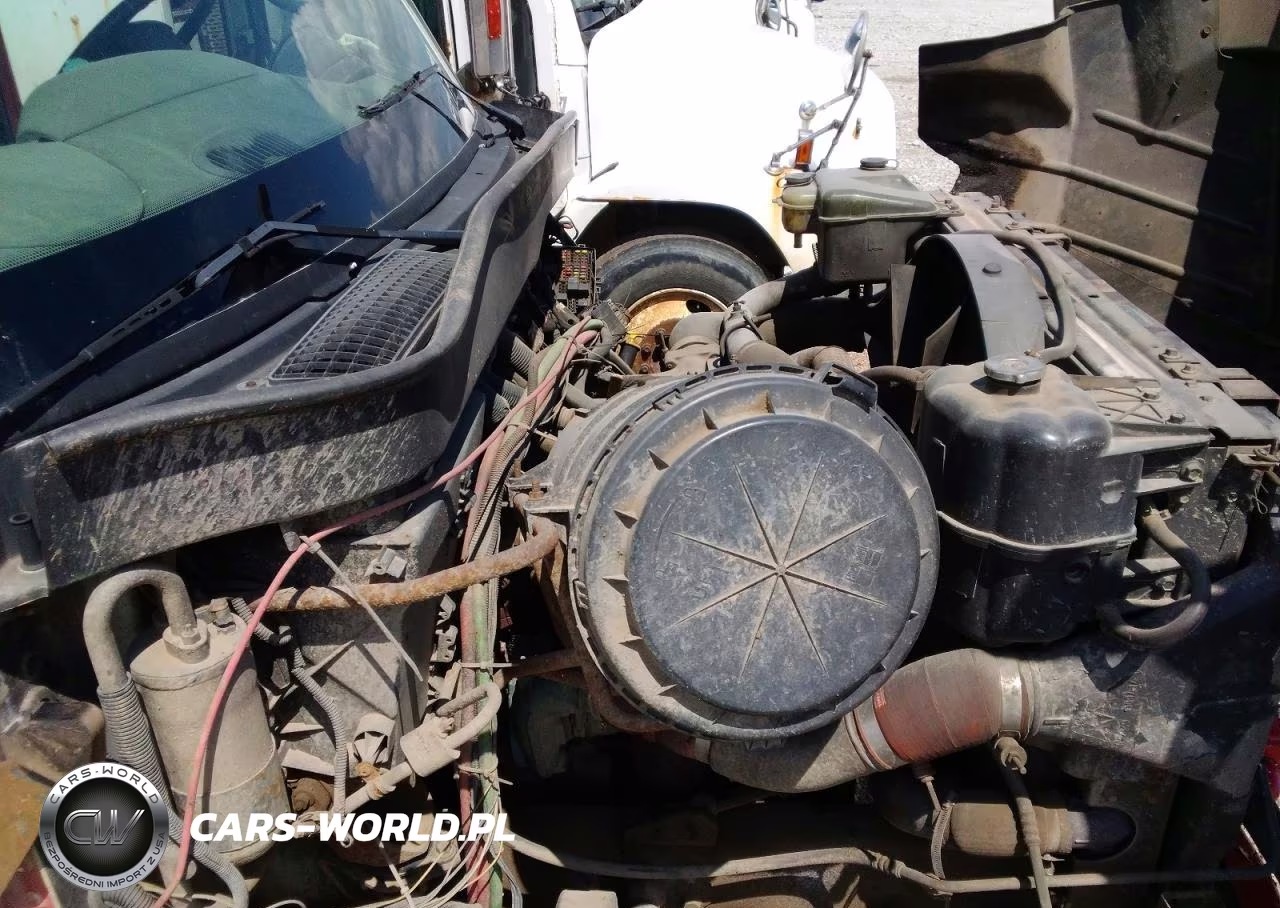 2005 International 7400 Refuse Truck VIN:1HTWCAAR25J039164 - 7