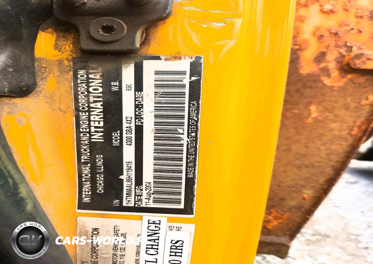 2005 International 4300 Refuse Truck VIN:1HTMMAAL85H119415 - 10