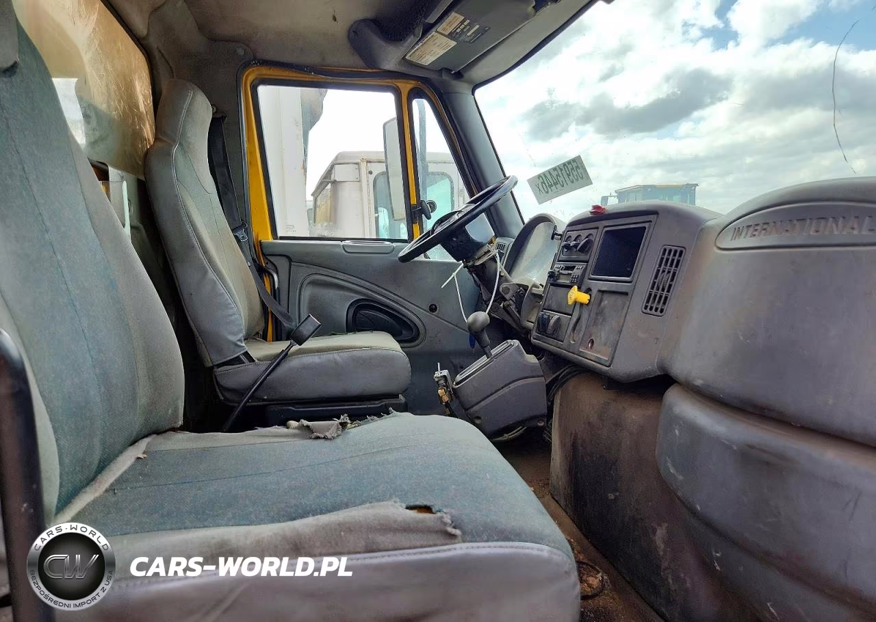 2005 International 4300 Refuse Truck VIN:1HTMMAAL85H119415 - 5