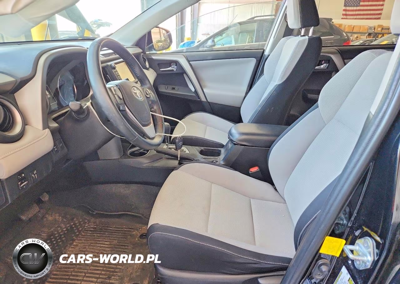 2016 Toyota Rav4 Xle VIN:2T3RFREV1GW484720 - 7