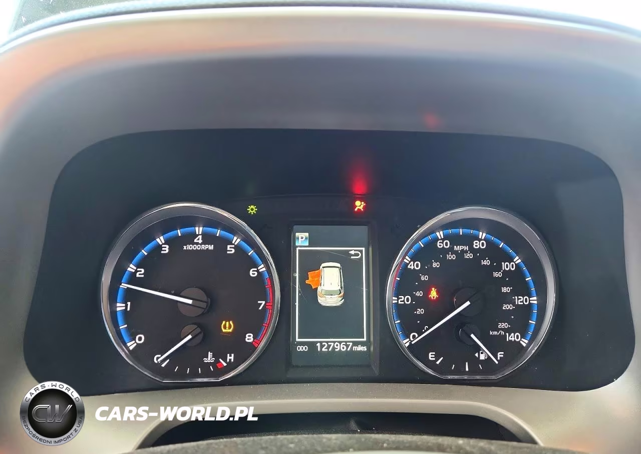 2016 Toyota Rav4 Xle VIN:2T3RFREV1GW484720 - 9