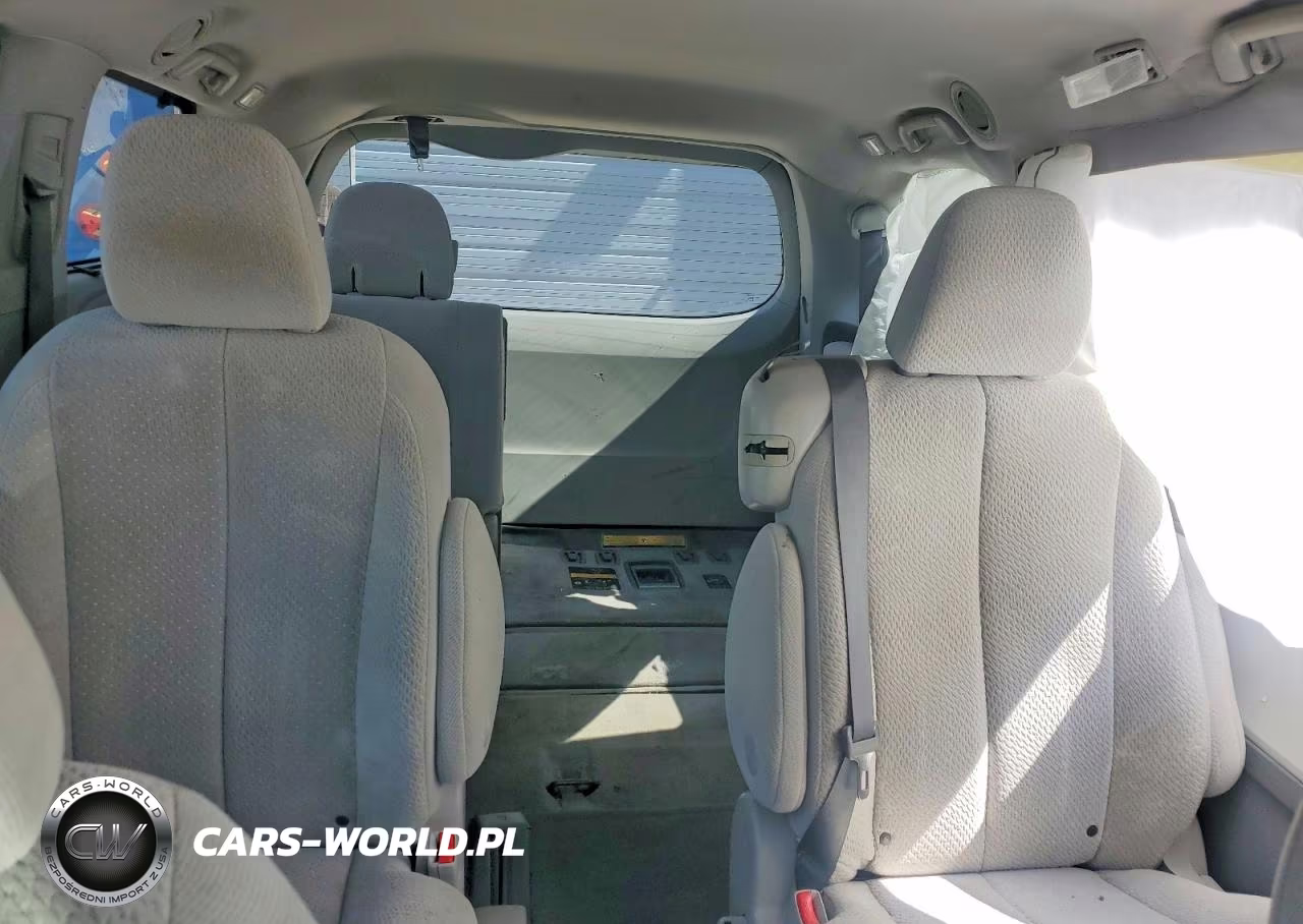 2014 Toyota Sienna Le VIN:5TDKK3DC7ES501562 - 10