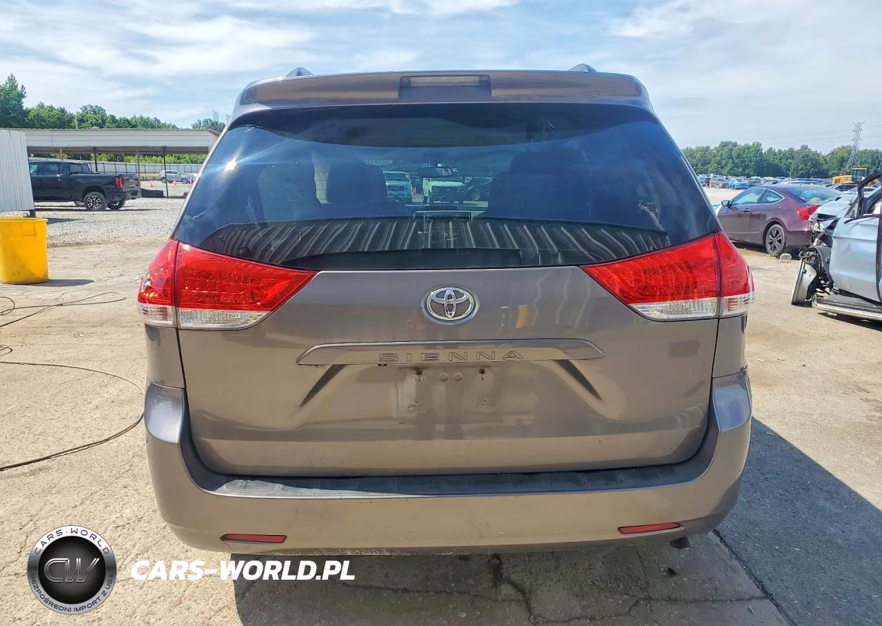 2014 Toyota Sienna Le VIN:5TDKK3DC7ES501562 - 6