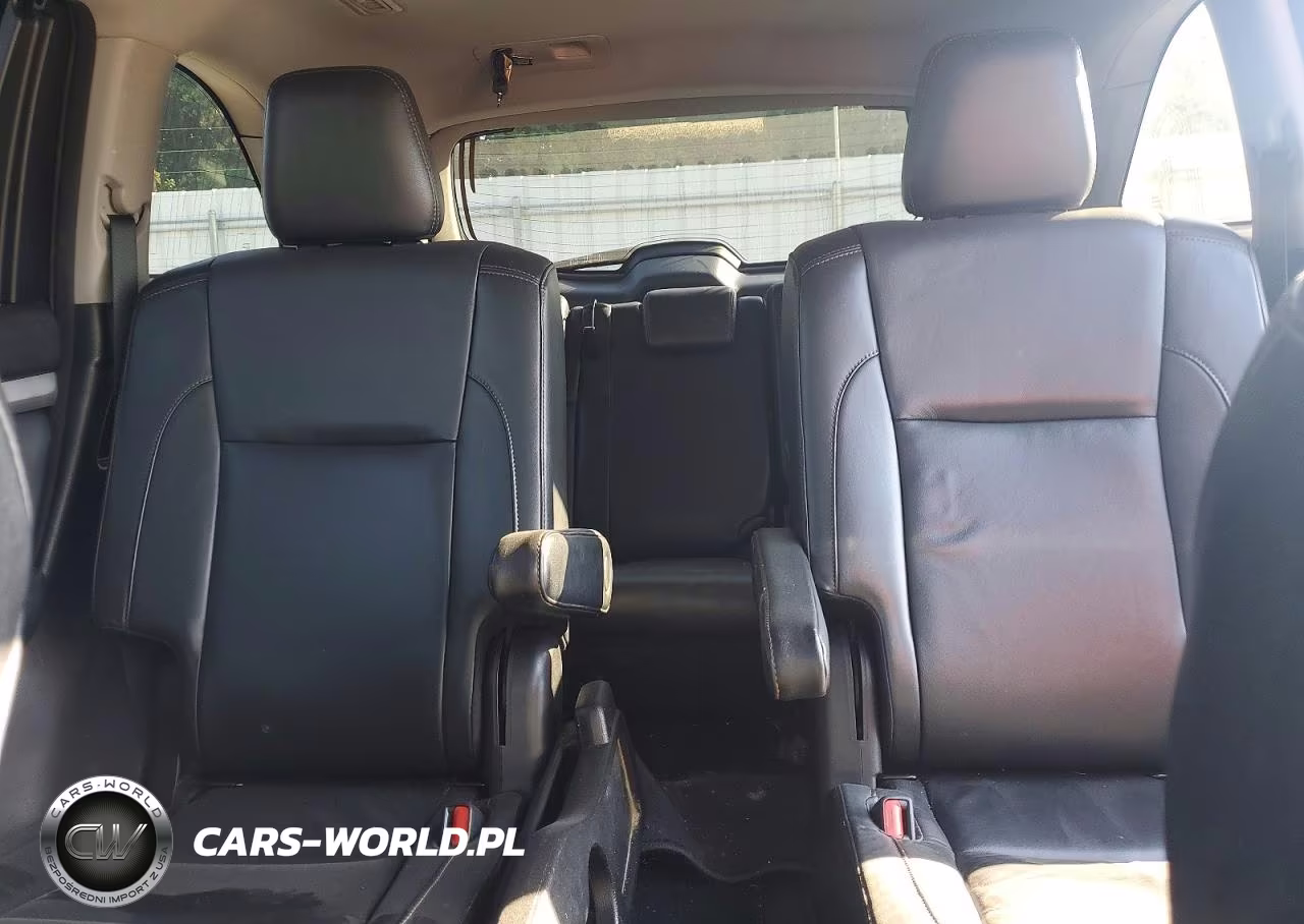 2018 Toyota Highlander Xle VIN:5TDKZRFH7JS280711 - 10