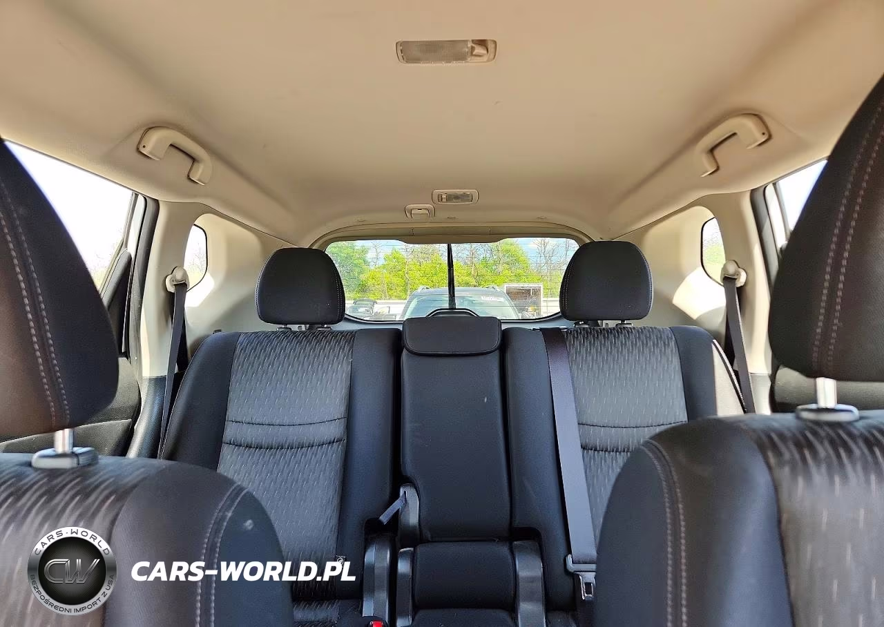 2017 Nissan Rogue S VIN:JN8AT2MV9HW012528 - 10