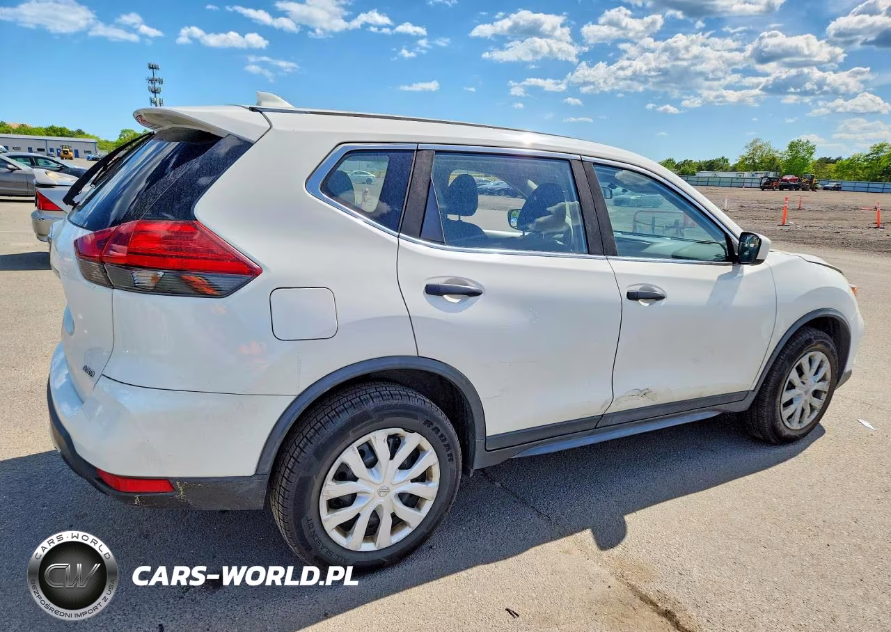 2017 Nissan Rogue S VIN:JN8AT2MV9HW012528 - 3