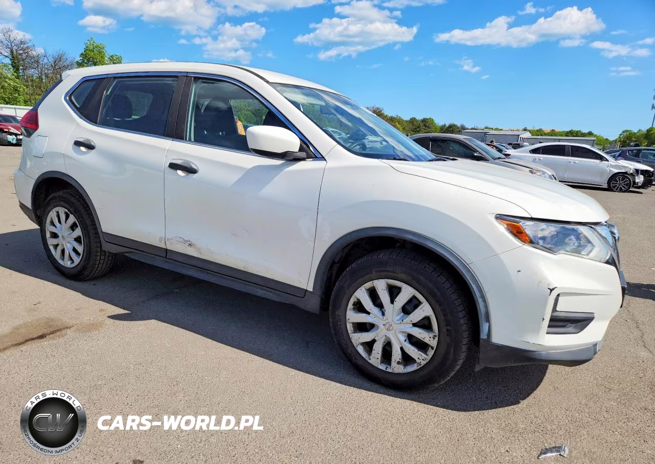 2017 Nissan Rogue S VIN:JN8AT2MV9HW012528 - 4