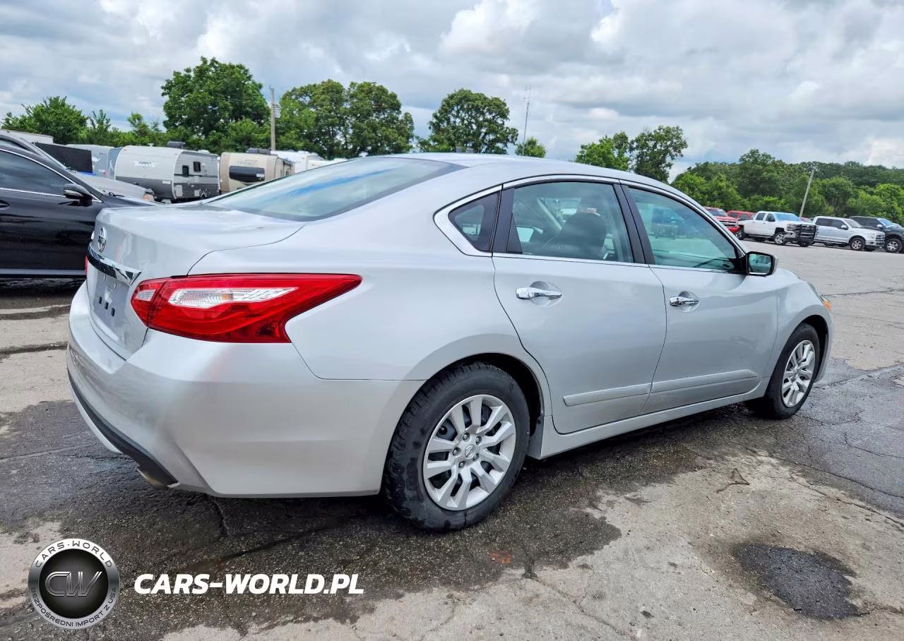 2017 Nissan Altima 2.5 S VIN:1N4AL3AP2HN343597 - 3