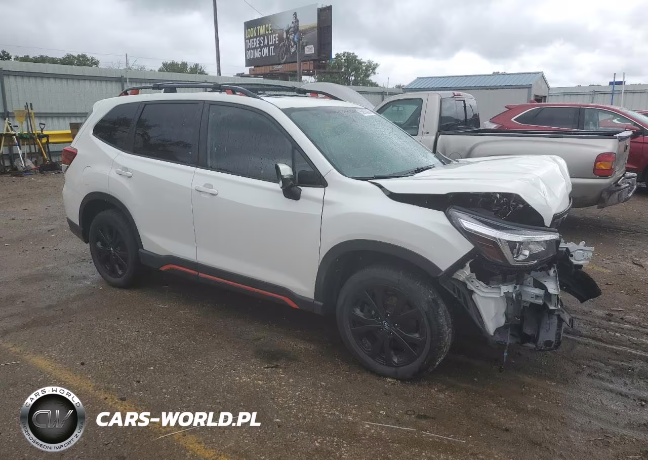 2020 Subaru Forester Sport VIN:JF2SKARC5LH470960 - 4