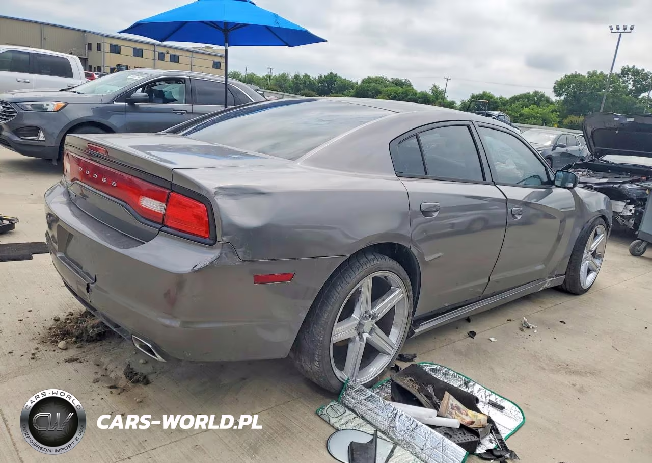 2011 Dodge Charger VIN:2B3CL3CG3BH566779 - 3